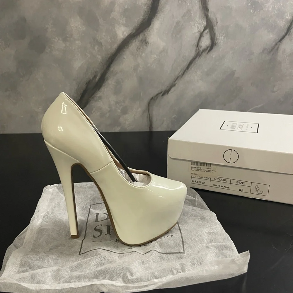 Daily Shoes 6.5 platform heels. Brand New. Dancer Heels.